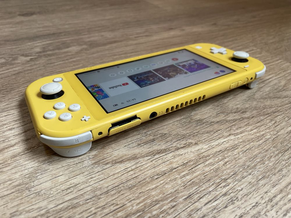 Nintendo Switch lite 32