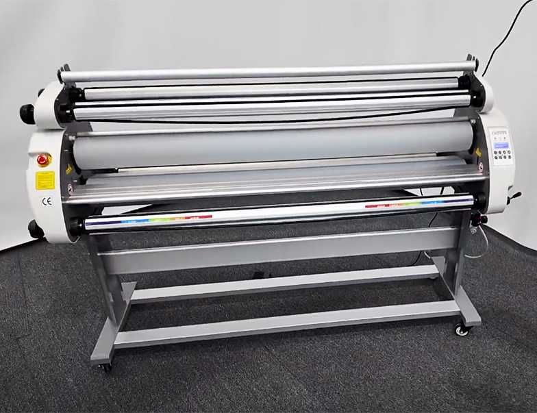 Широкоформатный ламинатор теплый для ламинирования пленкой оаркалом