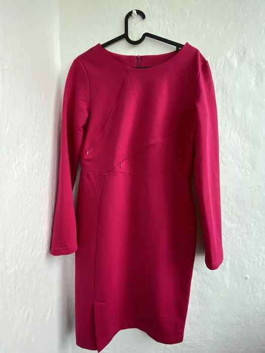 Elegancka dopasowana sukienka Boboco do karmienia piersią fuksja S/36