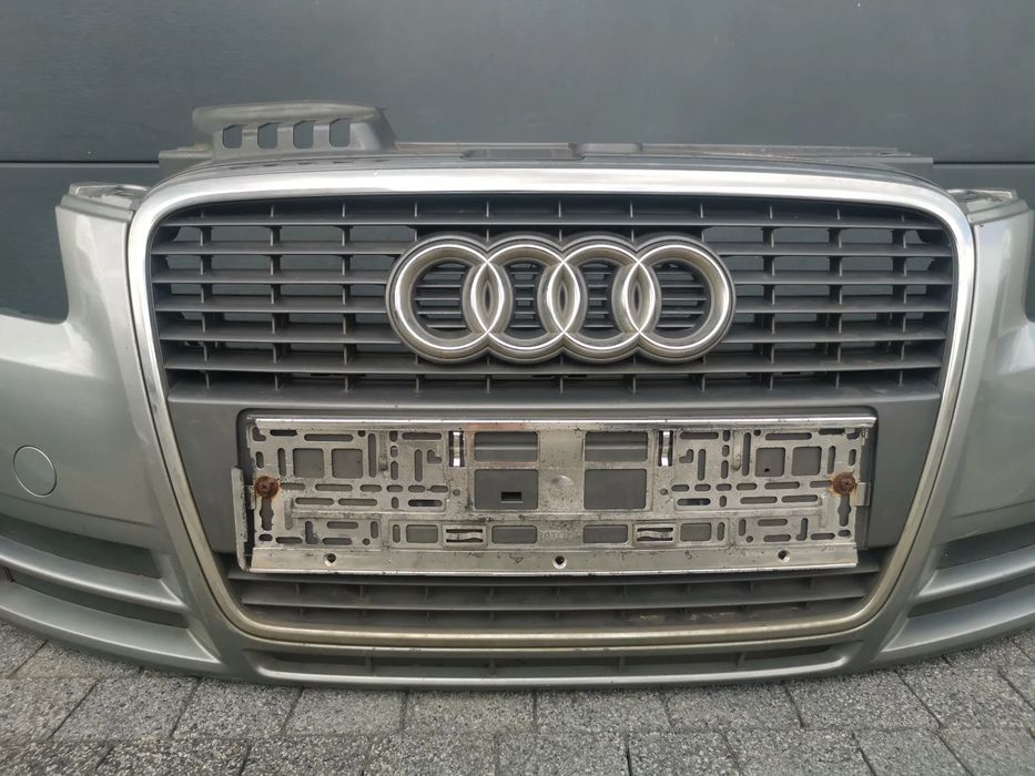 Audi A4 B7 Zderzak Przedni Kompletny