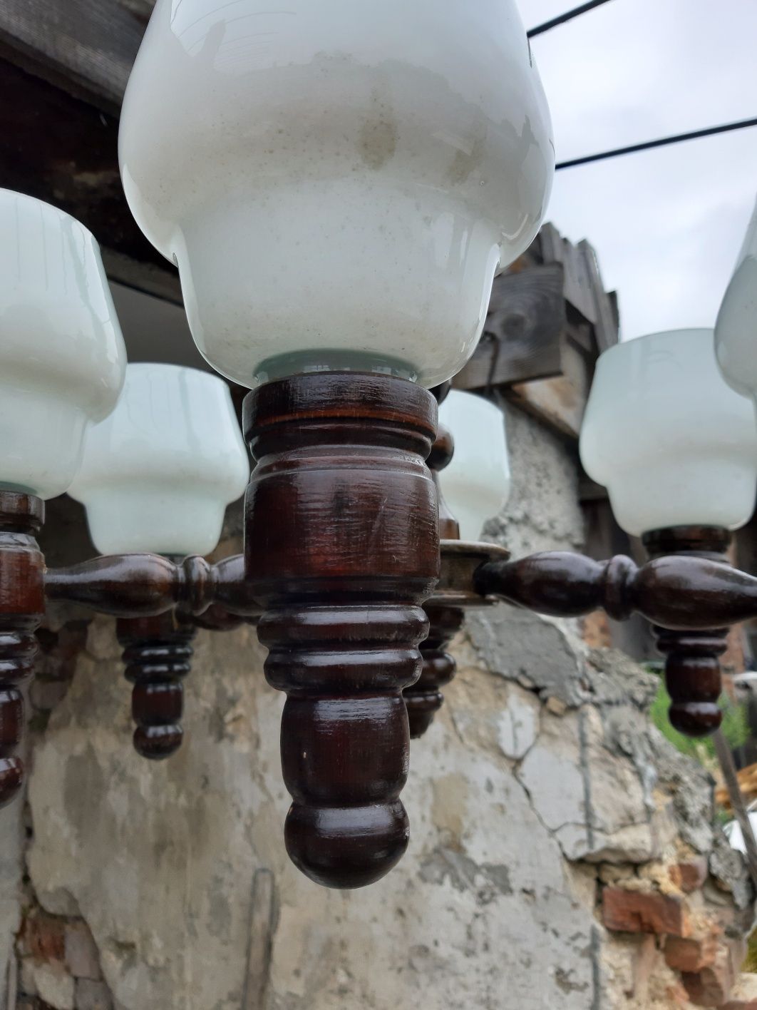 Drewniana lampa wisząca, żyrandol do kuchni, salonu, pokoju, garderoby