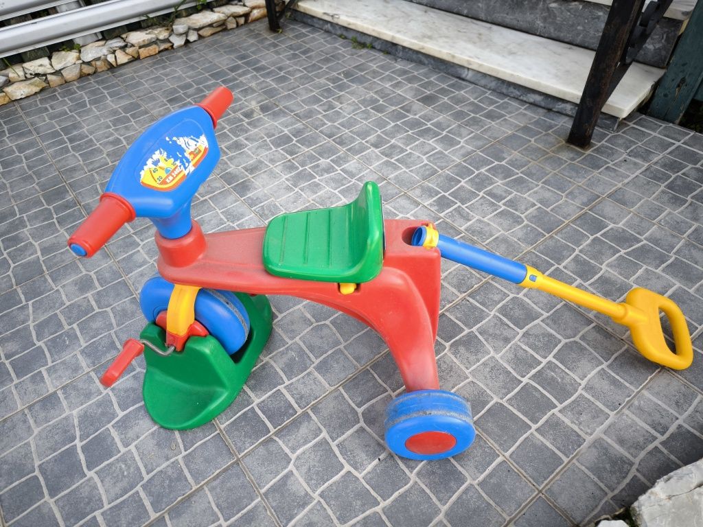 Triciclo bebé criança chicco