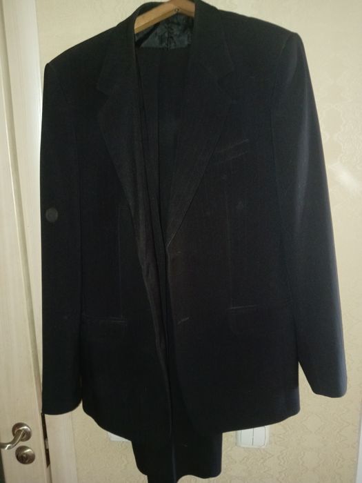 Продам мужской костюм черный palladium
