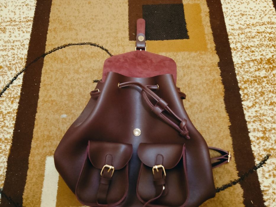 Рюкзак дівчачий новий шкіряний