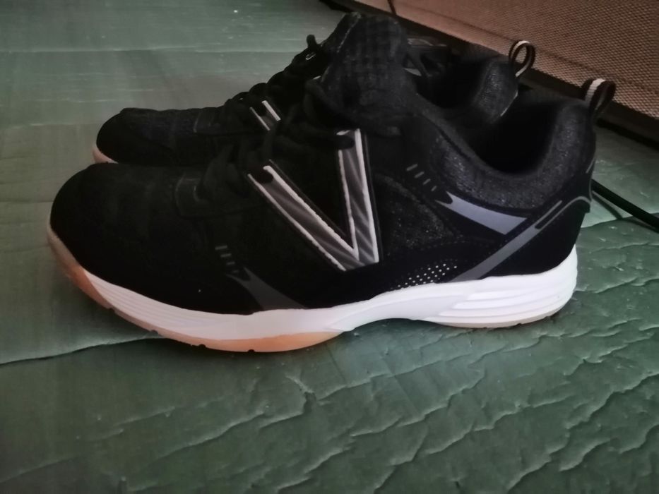 Кросівки Victory 37  розміру.