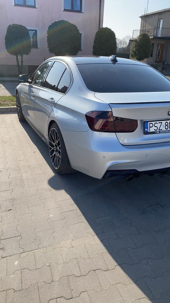 Sprzedan Bmw f30 318d