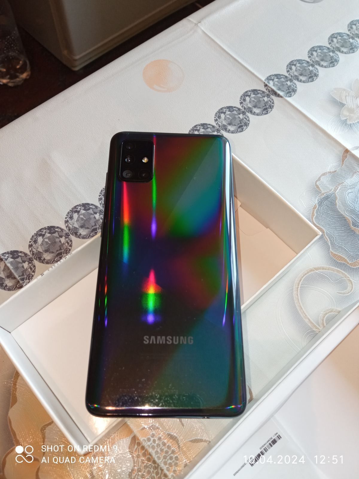 Samsung galaxy a51  4/64gb.