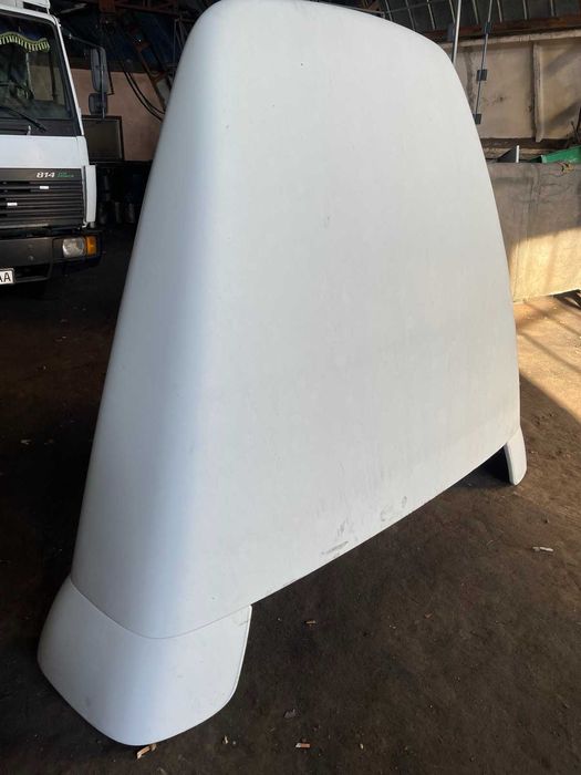 Спойлер DAF з кріпленням