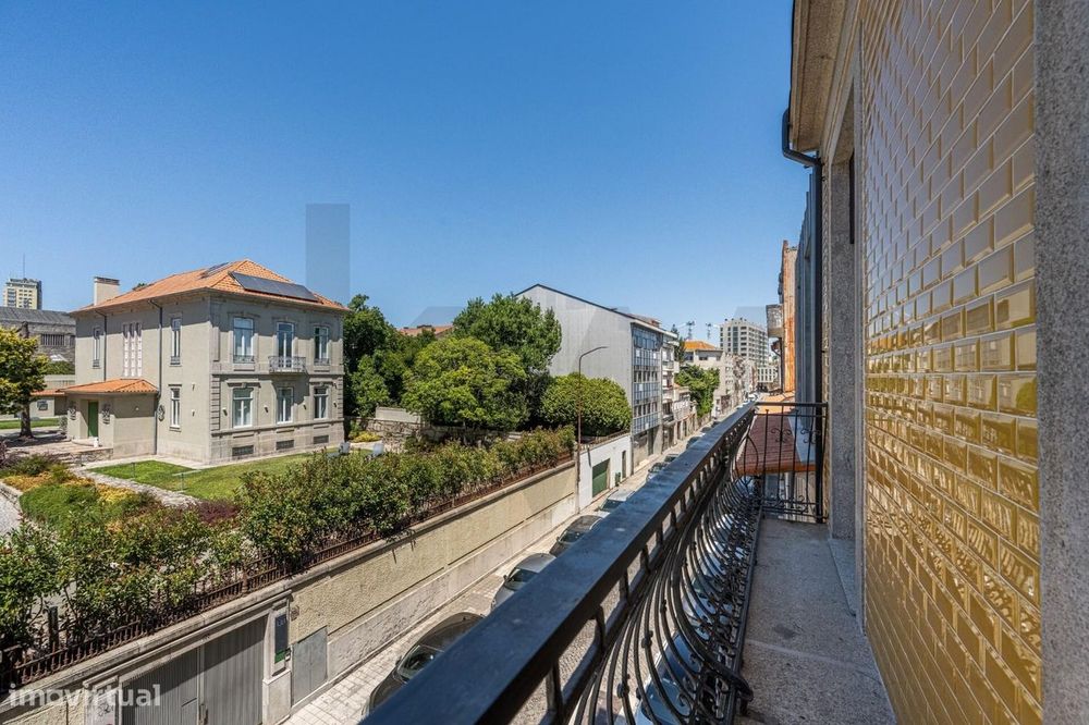 T1 novo ao "Mercado do Bolhão" na baixa do Porto