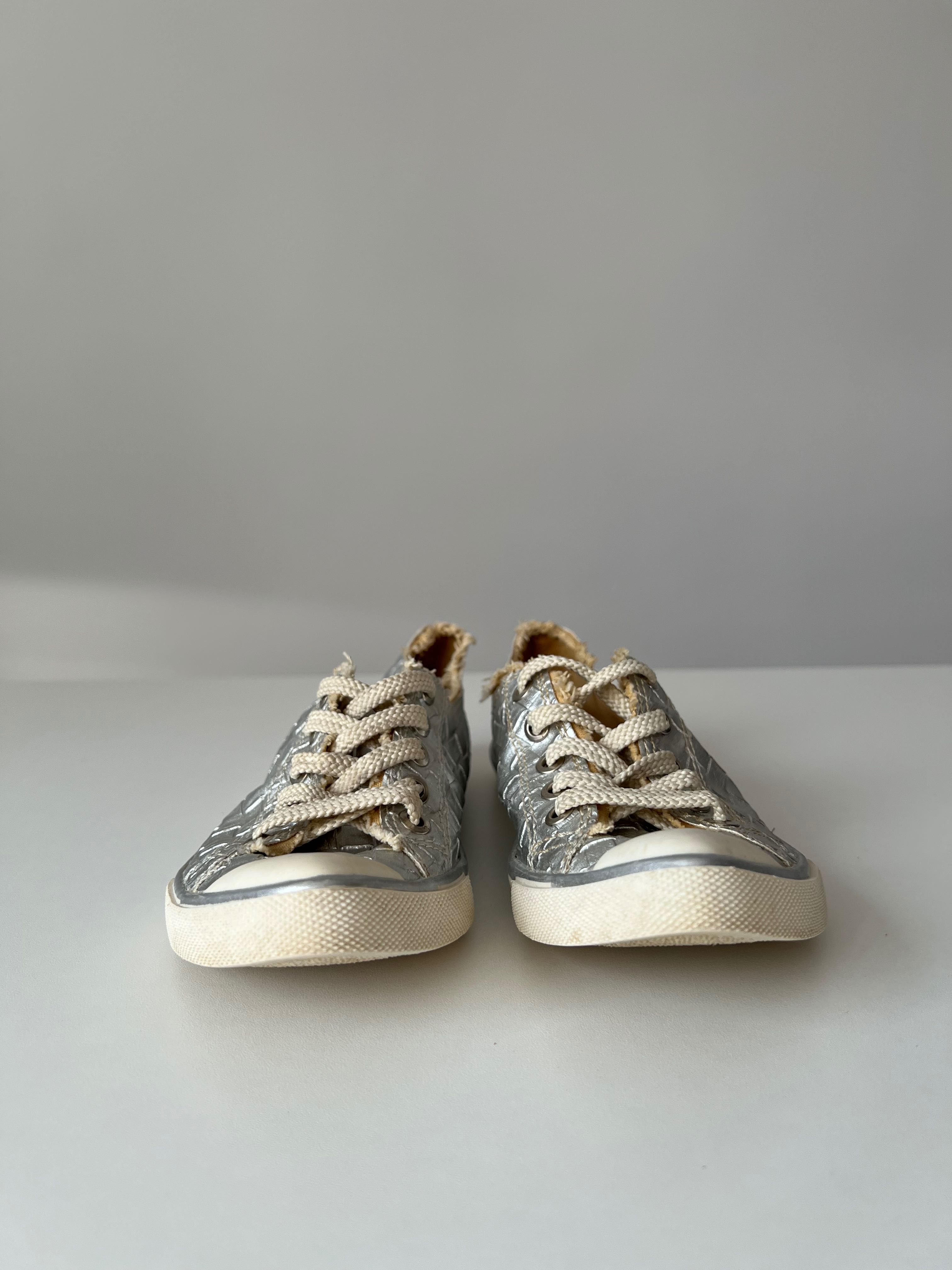 Srebrne buty trampki rozmiar 37