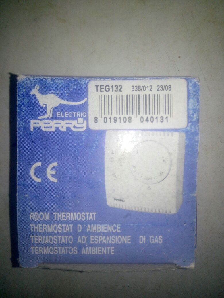Электронный и механический термостат Perry (Италия) серии Zefiro