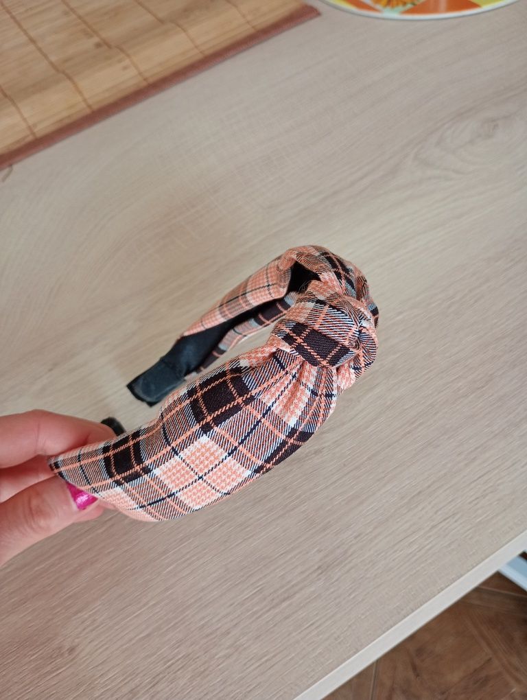 Opaska na włosy kratka