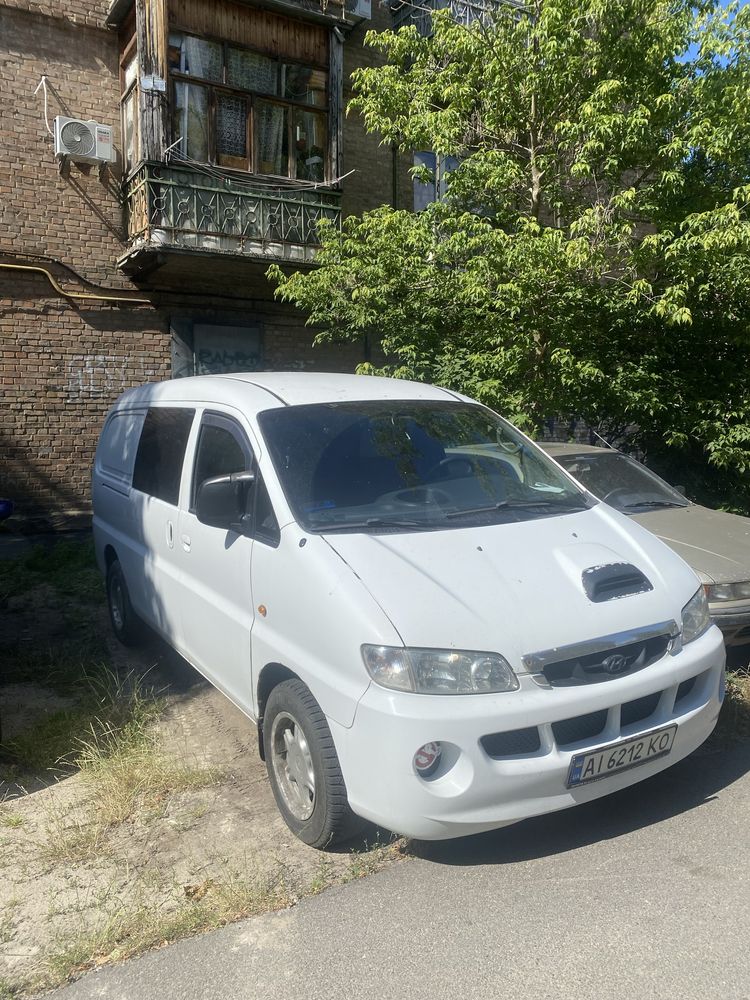 Бус Hyundai h1 2001