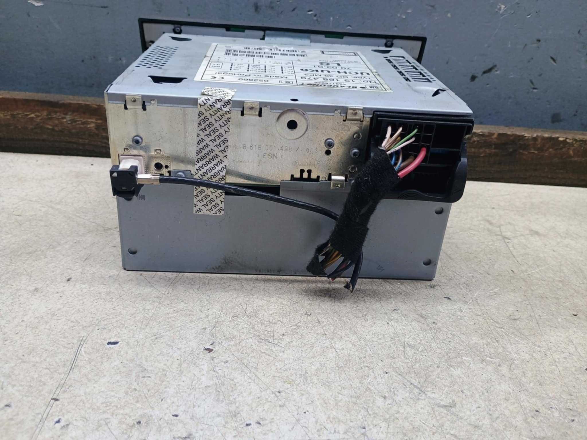 Radio BLAUPUNKT CD30 + Wyświetlacz Opel Meriva A Vectra C 13 188  479