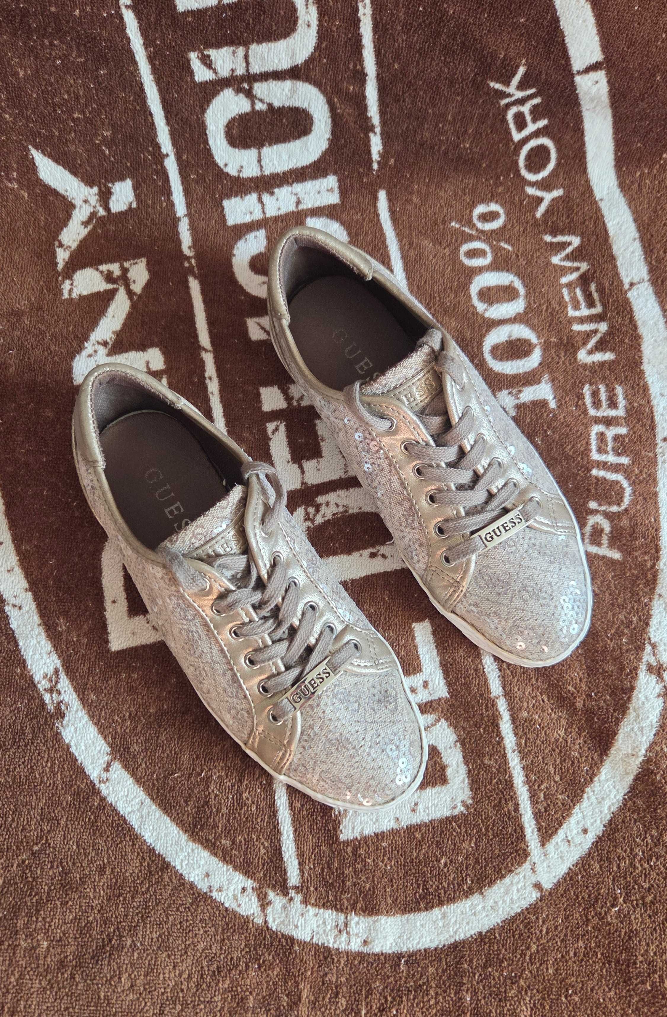 Buty sneakersy damskie tenisówki Guess 38