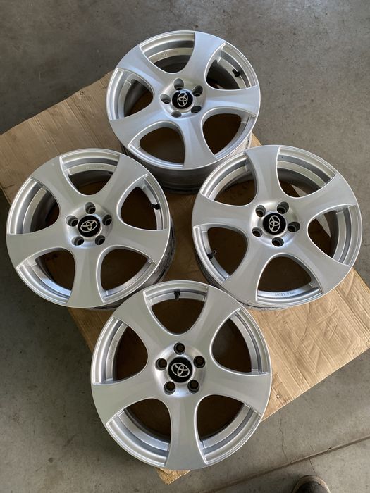 Felgi aluminiowe 16 cali Toyota Yaris IV