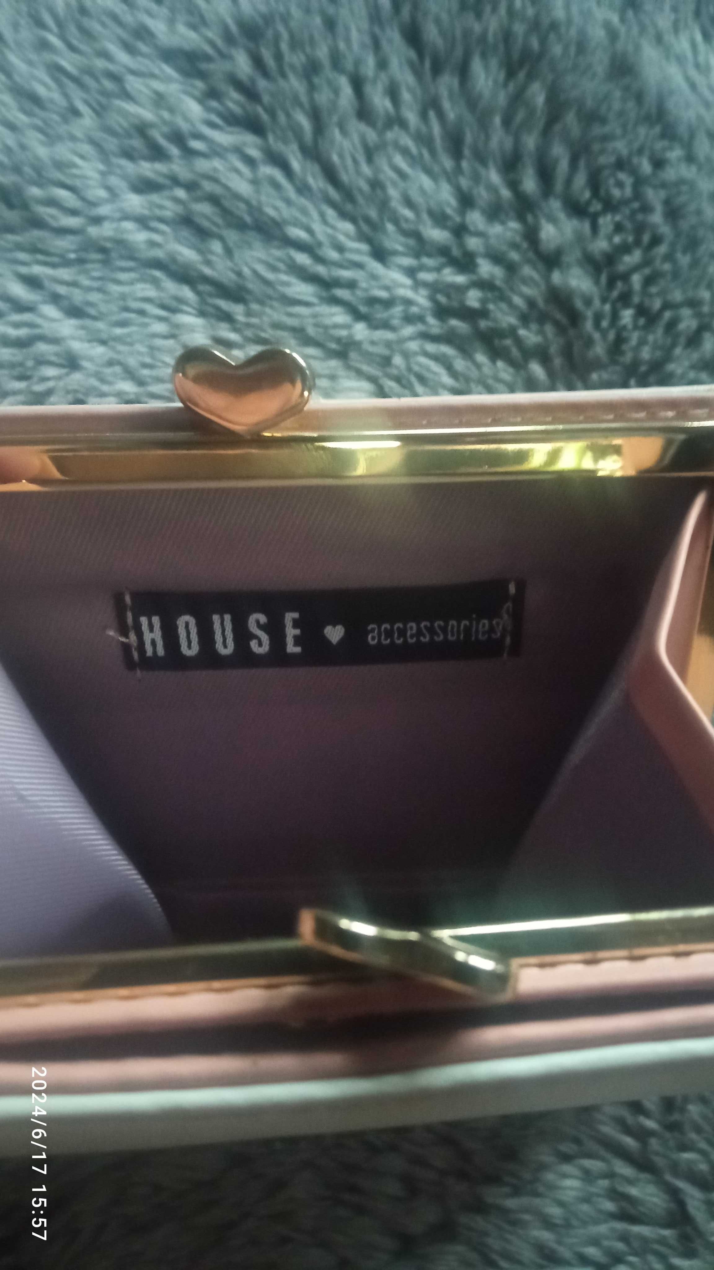 Portfel House z kotkiem, z metalowym zapięciem