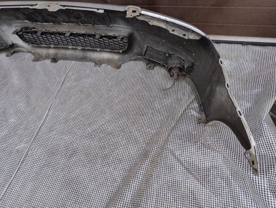 Toyota Corolla Verso zderzak przód 1C0 wysyłka