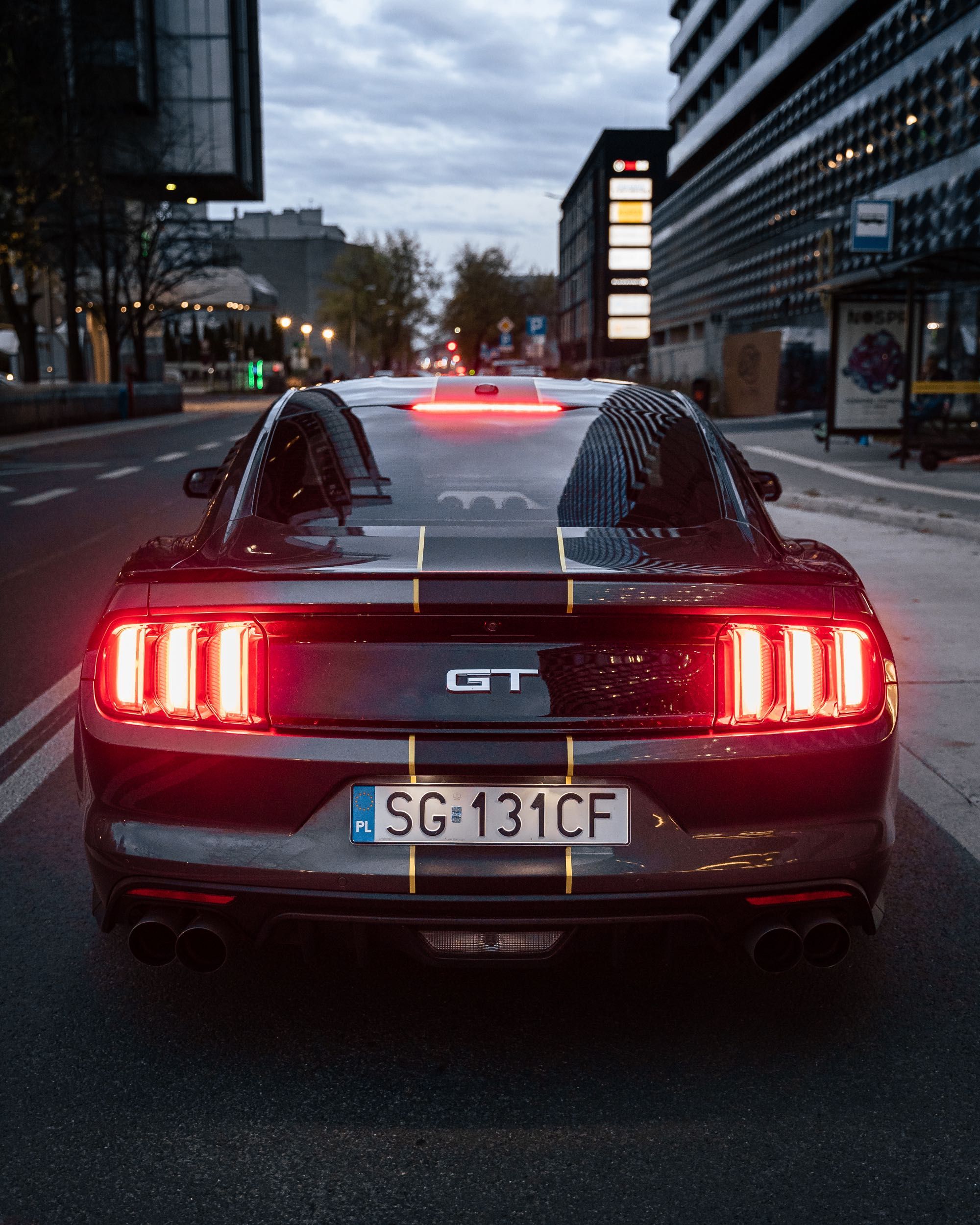 Wynajem Ford Mustang GT 5.0 V8 WYDECH bez kaucji wypożyczalnia