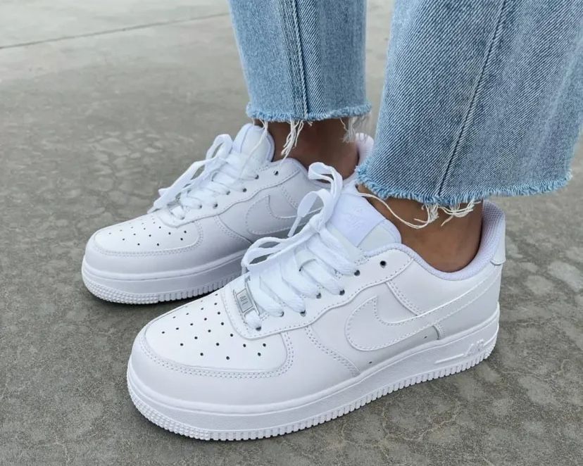 Кросівки Nike Air Force,  Nike Air Jordan 4 Retro, Nike Air Force зима