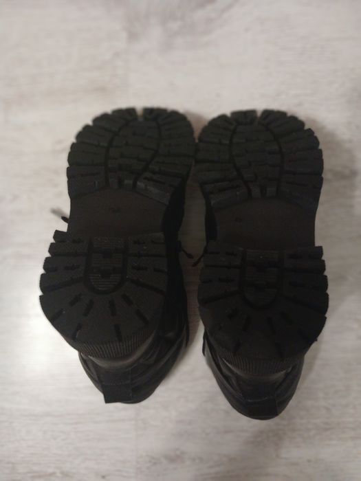 Шкіряні зимові черевики