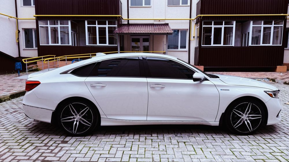 Honda Accord X 2.0h E-CVT Hybrid Touring 2022р