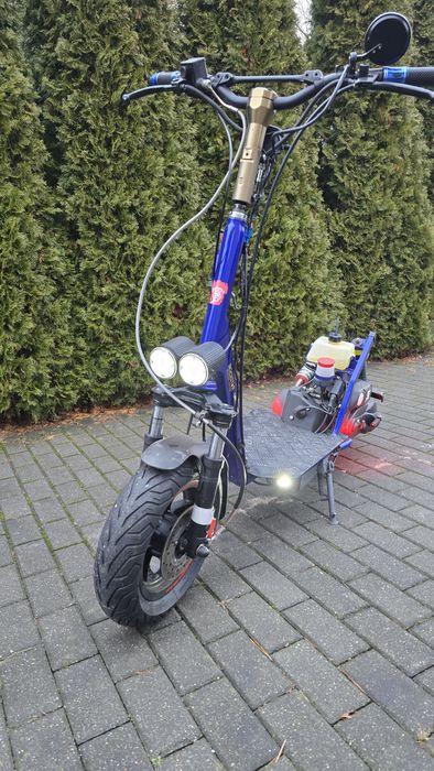 Hulajnoga spalinowa 50 2t piaggio szybka