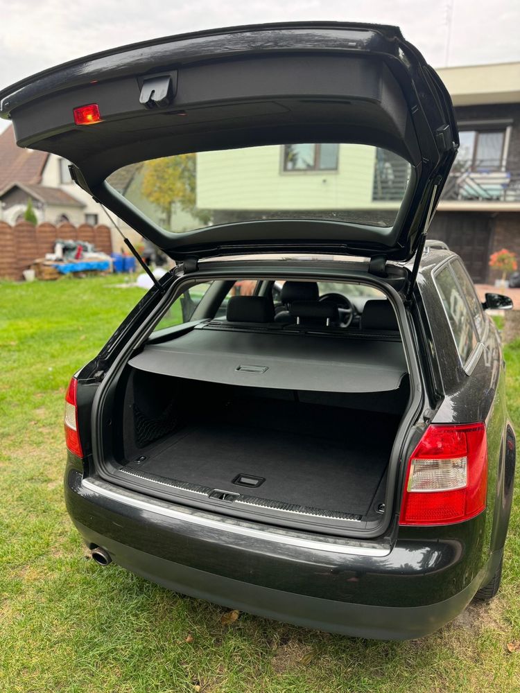 Audi A4 kombi 2,0 benzyna