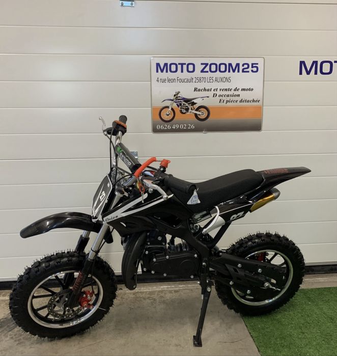 Vendo mini moto de cross tambem vendo mini mota de pista