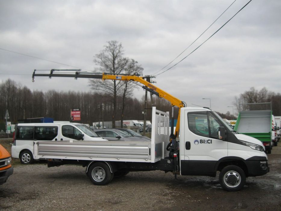 Iveco DAILY 35C13.. HDS --8,5-M. + SKRZYNIA  4-M.  HDS- -MOCNY DŁUGI- 8.5-M.. Skrzynia 4-M. Z Włoch Bez Korozji