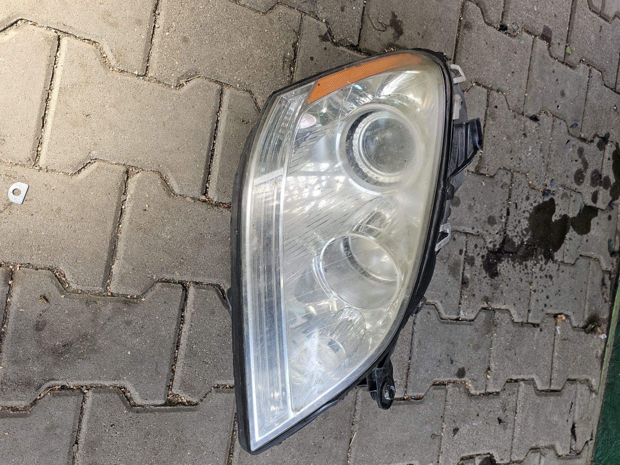 Lampa lampy lewa przód mercedes ml w164 amg