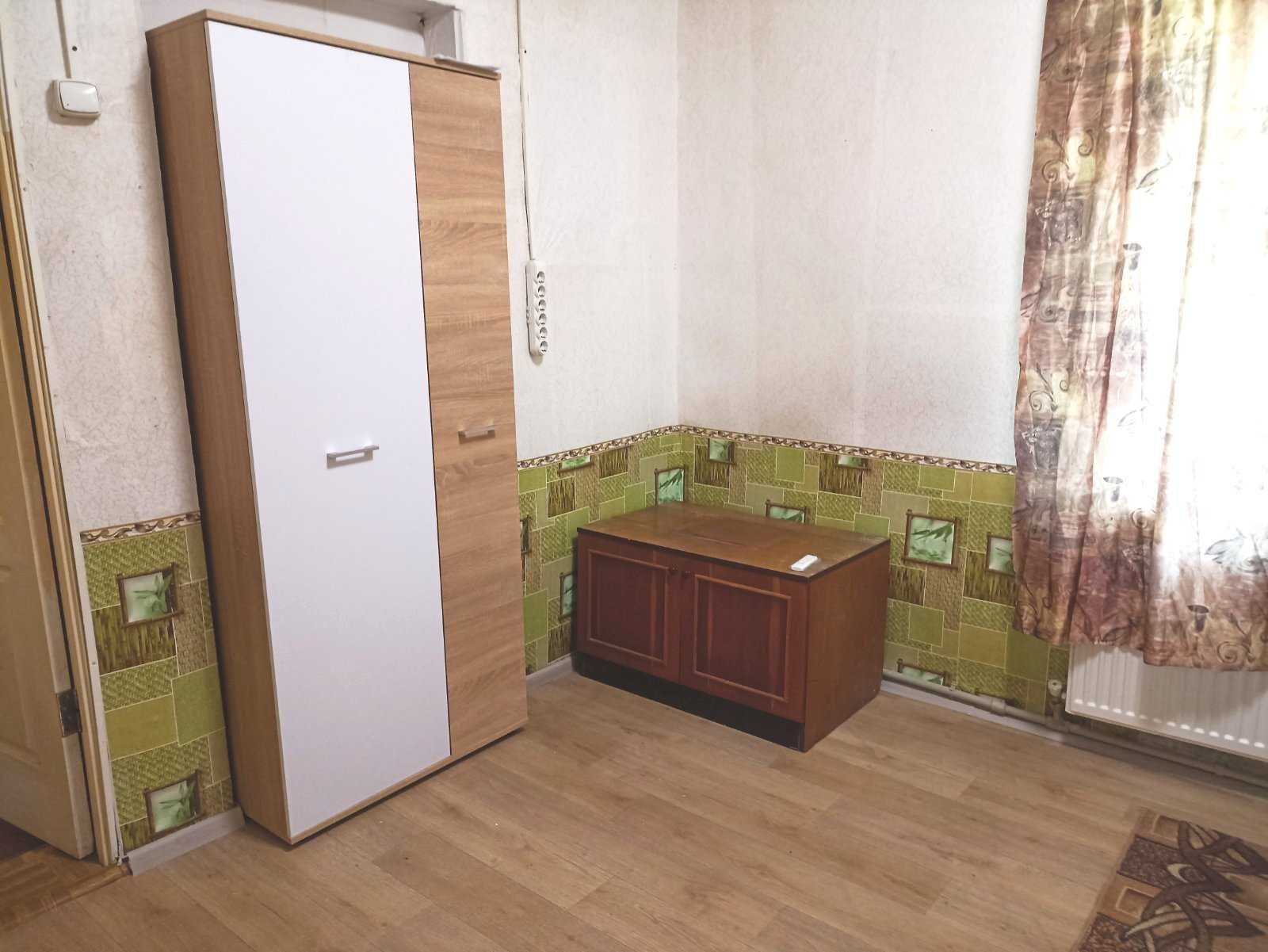 Продам півбудинку в Вишневому, вул Григорія Сковороди, без комісії.