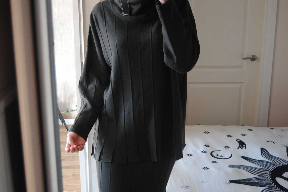 Костюм в'язаний шерсть / акрил р-р М-Л / костюм вязаный