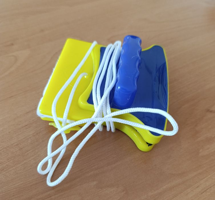 Щітка для миття вікон