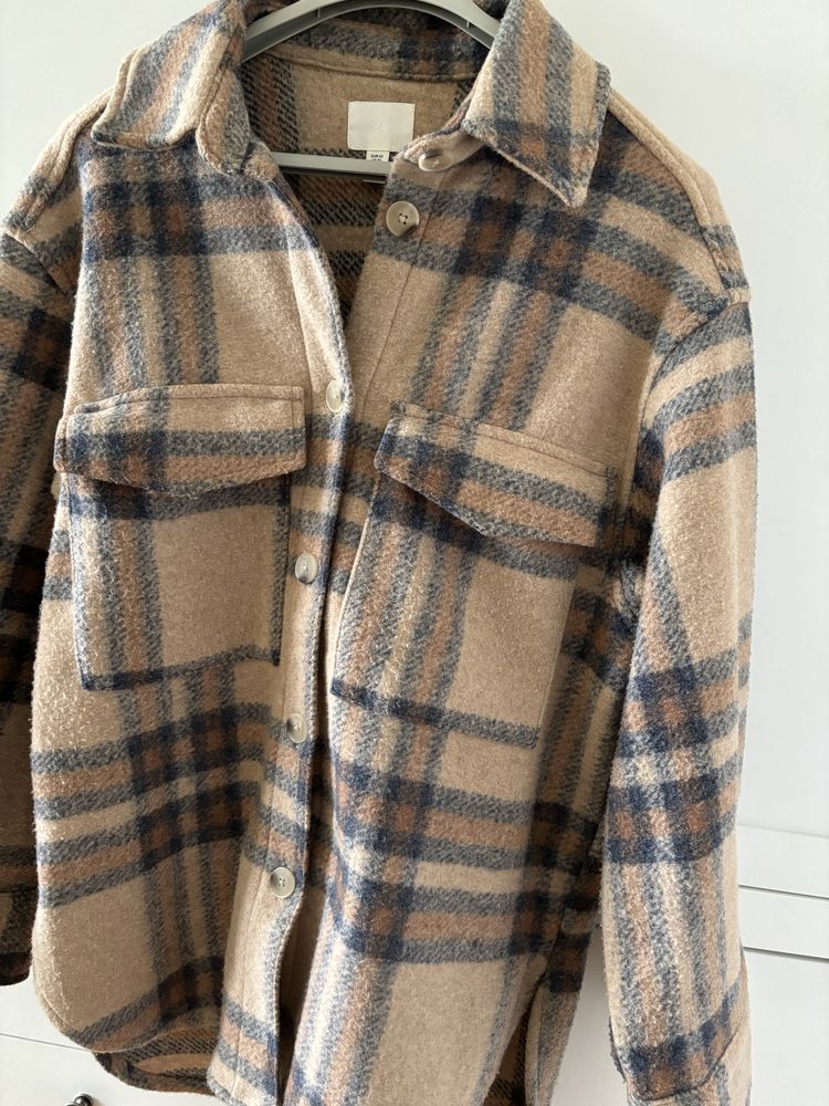 H&M kurtka koszulowa XS S jesienna brązowa beżowa