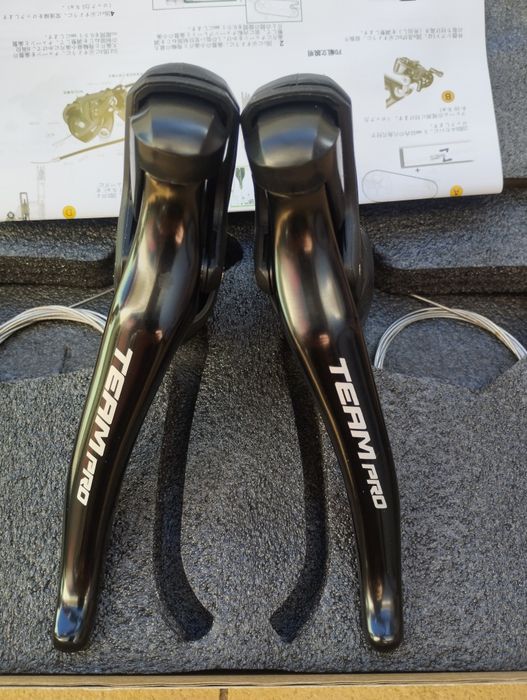 Manetes 2x11V Mecânico