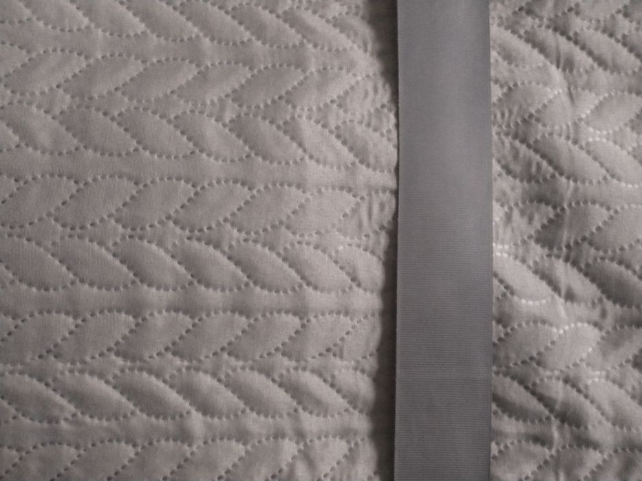 Nowa narzuta Homla 220- 240 cm.