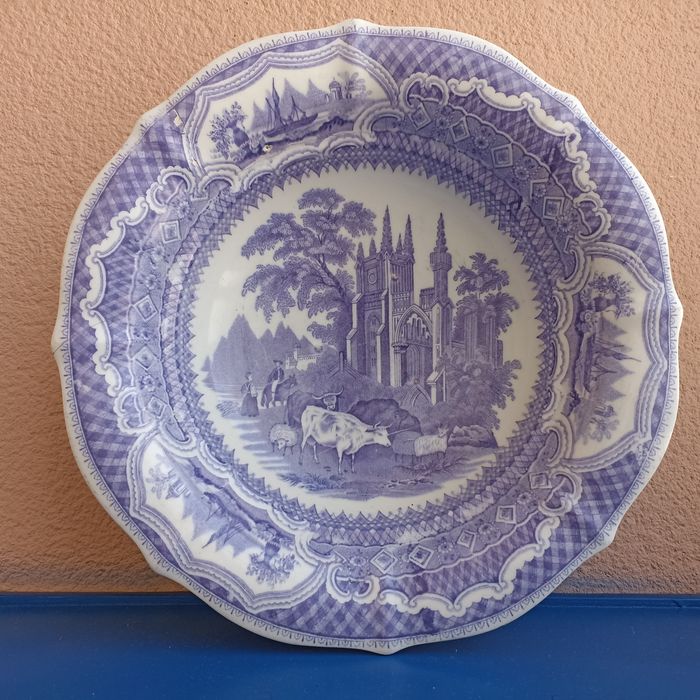 Bacia lavanda Fábrica de Louça Sacavém Vaquinhas 1862/85 cor Lilas