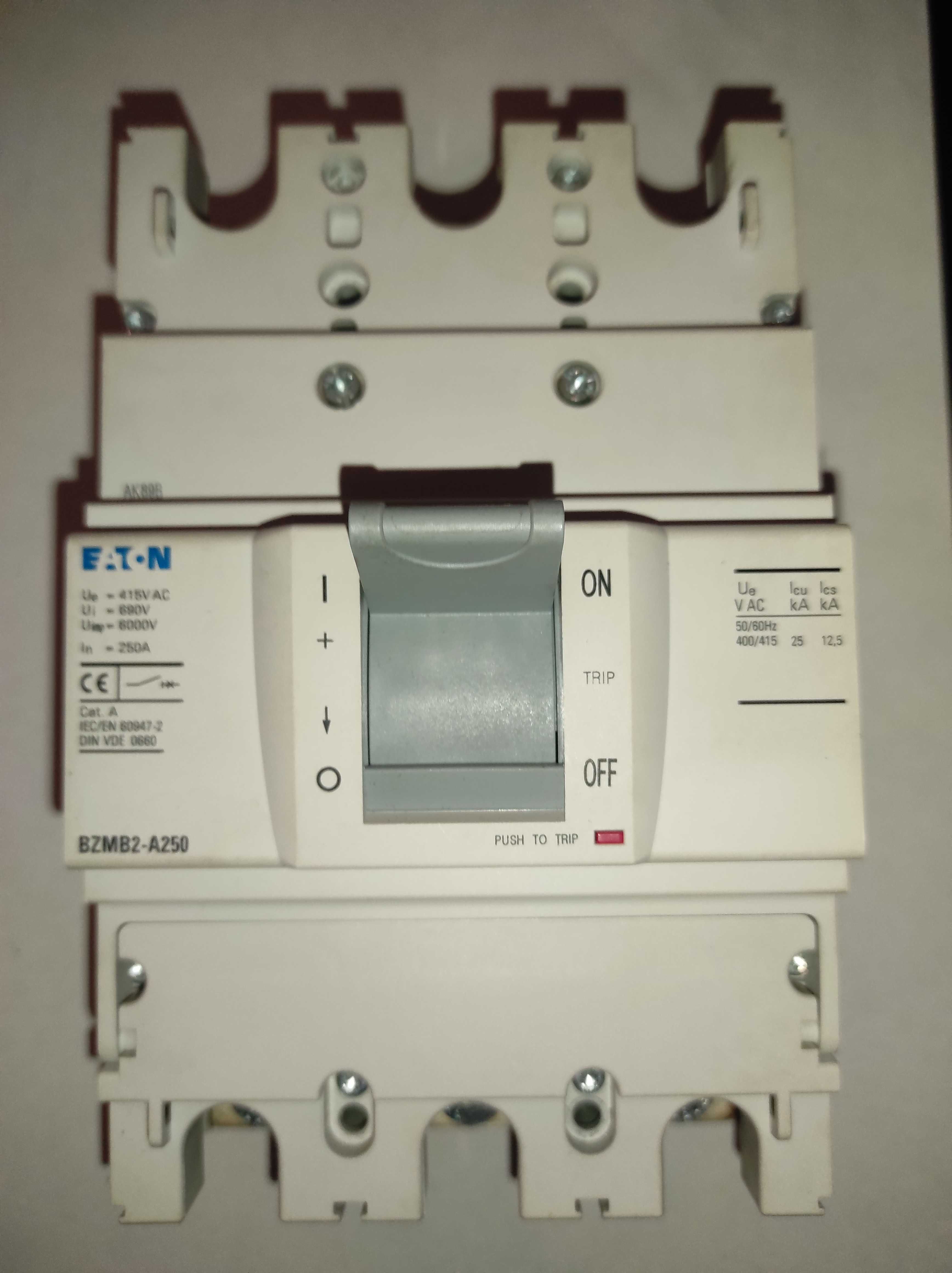 Продам силовой 3 фазный автом. выключатель  EATON 250А BZMB2-A250