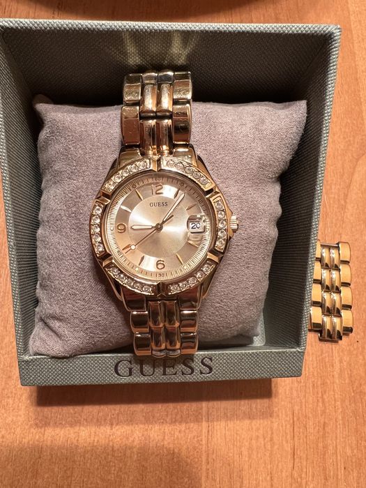 Guess часы женские