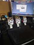 Pedais Logitech para G27 e G29