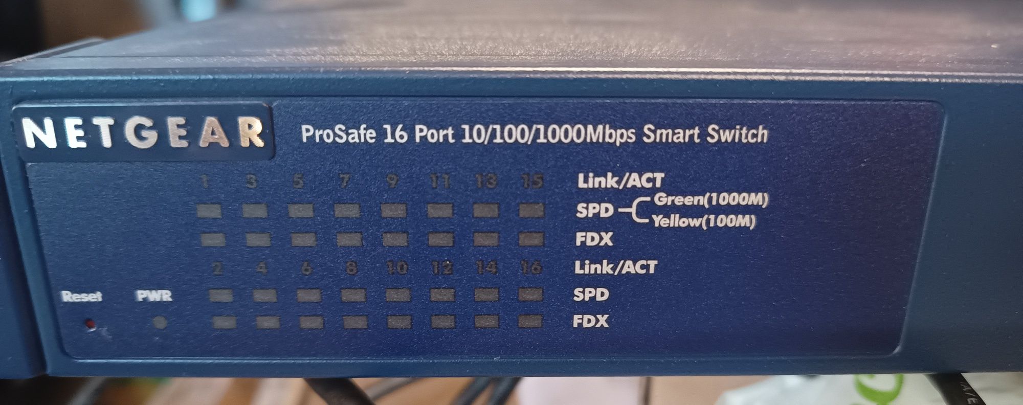 Switch Netgear Smart  GS716T 16 portów Gigabit