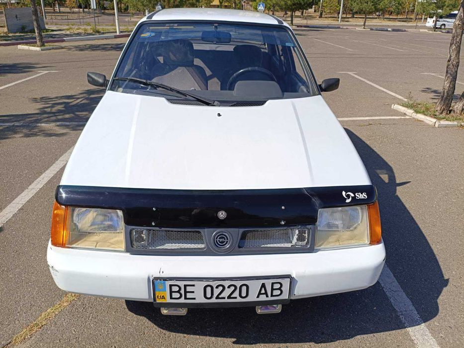 Продається автомобіль заз 1103 Slavuta.Гаражне зберігання.