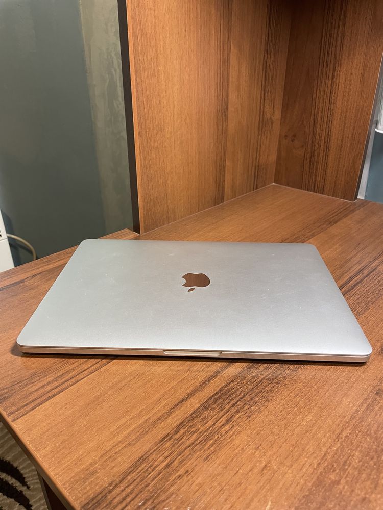 MacBook Pro 16/512 gb 2020