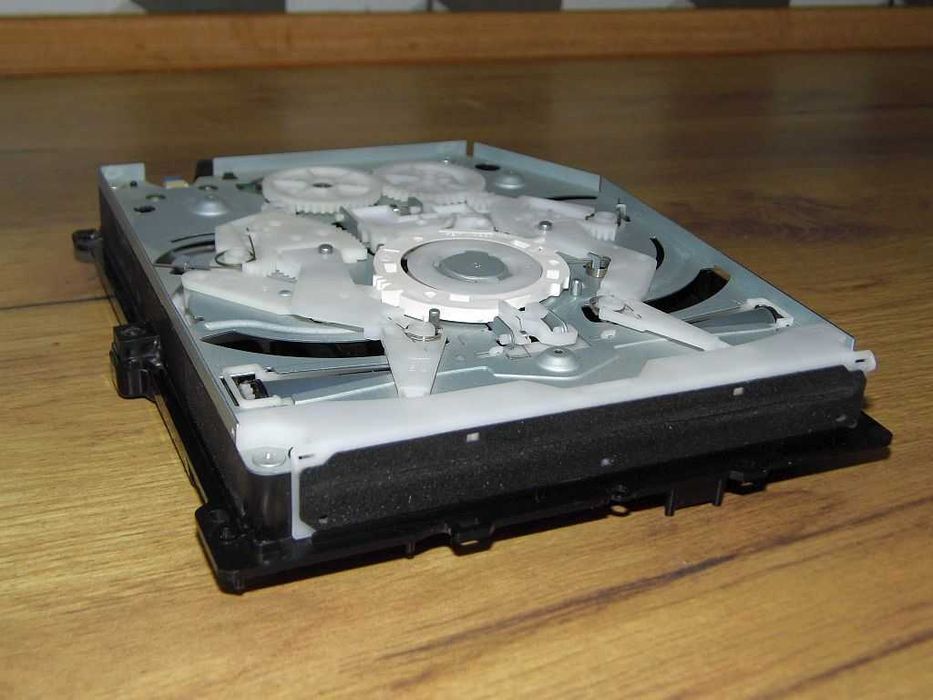 Napęd do konsoli + taśmy Sony PlayStation 4 Fat CUH-1004, CUH-1116