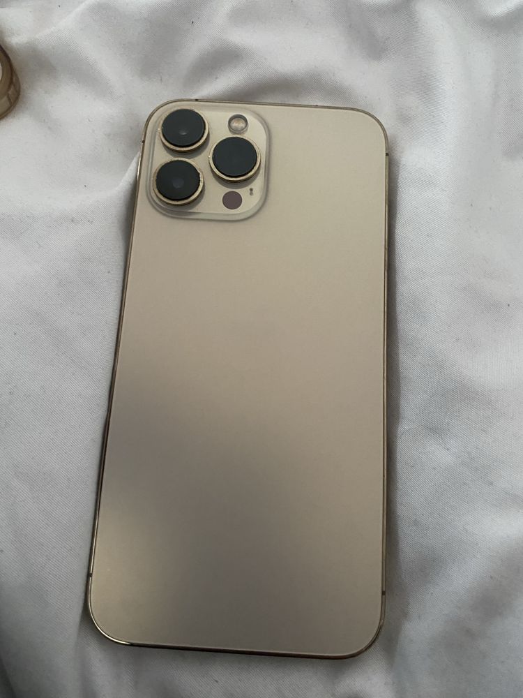 Iphone 13 pro max w stanie bardzo dobrym