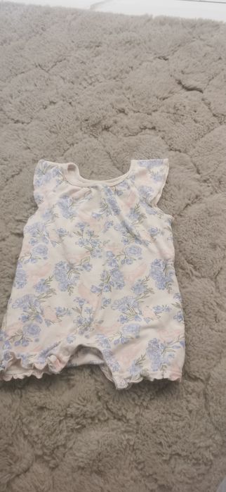 Rampers niemowlęcy dla dziewczynki