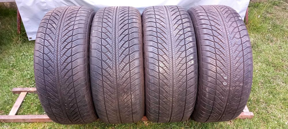 Opony zimowe Premium 4x GOODYEAR 255/50R19 M+S RFT, stan bdb