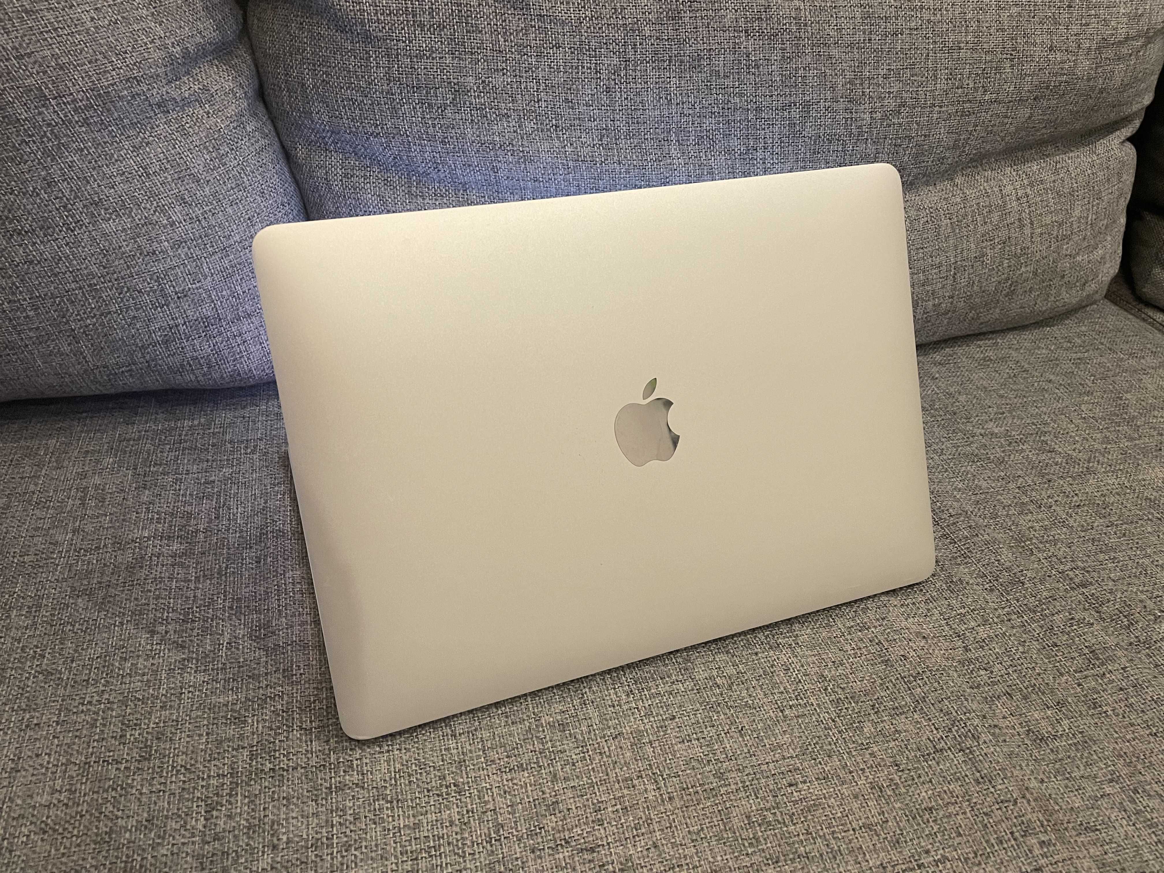 MacBook Pro 13 (2017) i5 256GB 8GB RAM