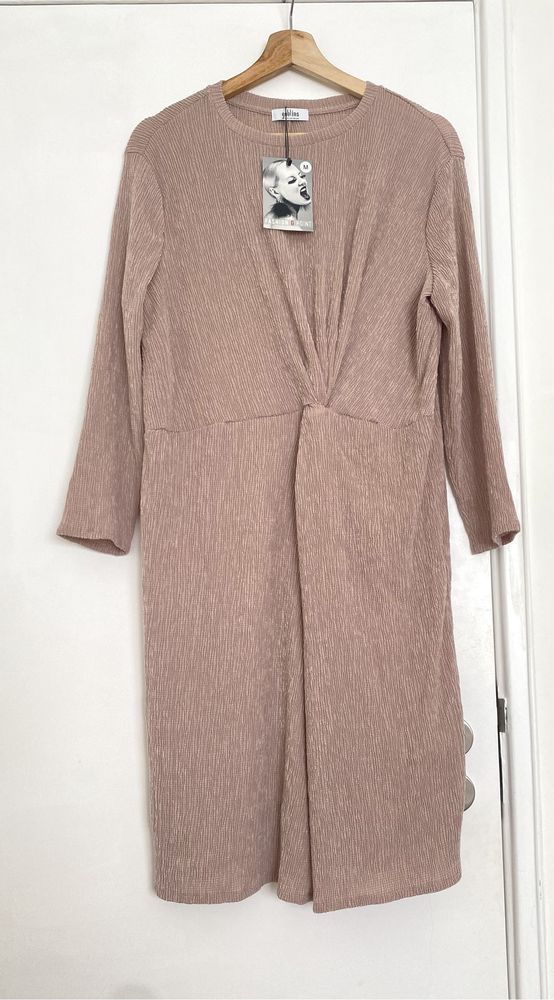 Vestido Midi- Novo